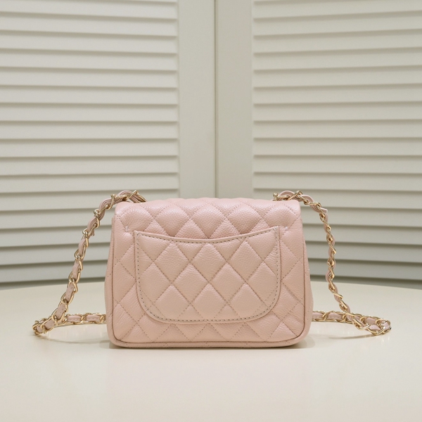 シャネルバッグ側面デザイン